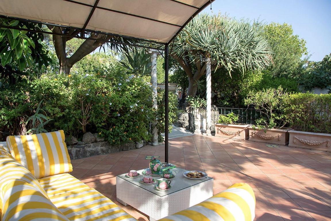 Villa Gianturco - Luxury In The Green Island Ischia Exterior photo