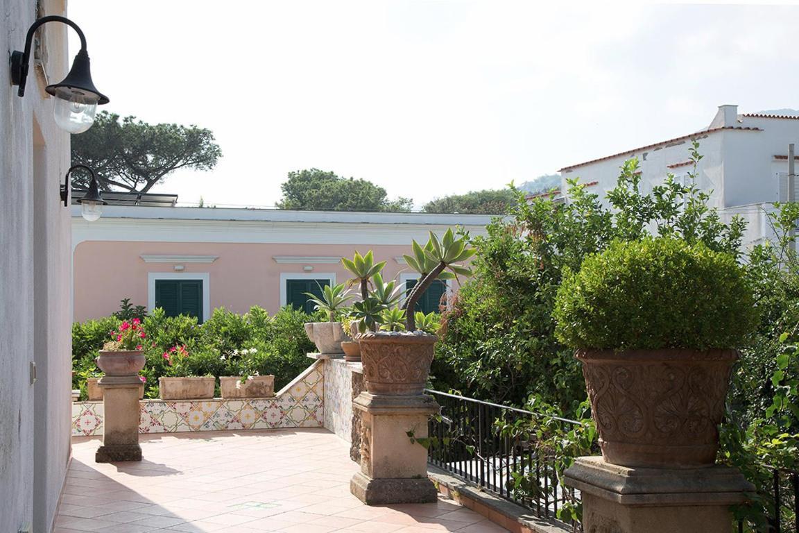 Villa Gianturco - Luxury In The Green Island Ischia Exterior photo